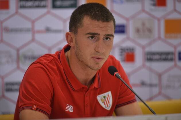 Athletic Club Bilbao - press conference PK Pressekonferenz - Aymeric Laporte - 26 07 2017 Athletic Club Bilbao - Europa League - Press conference in Bucharest, National Arena Stadium - Bucharest, Romania, 26.07.2017 - Aymeric Laporte during the press conference before the game in Europa League Dinamo Bucharest - Athletic Club Bilbao Copyright: xRaphaelxSerresx