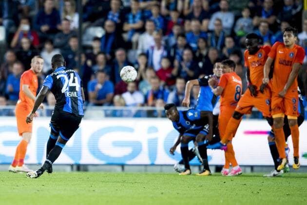 Club s Stefano Denswil scores the 2-0 goal from a free kick during a soccer game between Belgian team Club Brugge KSV and Turkish club Istanbul Basaksehir F.K., the first leg of the third qualifying round for the UEFA Champions League competition, Wednesday 26 July 2017 in Brugge. JASPERxJACOBS  x05139332x
