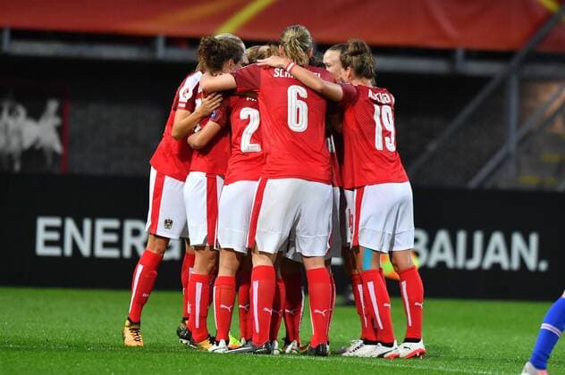 Jubel, Freuen, celebrate, happy, cheer , Goal Celebration Österreich nach 0:2, Fussball, UEFA Women s EURO 2017, Island - Österreich, xmkx