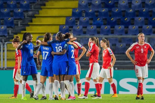France celebrate while Switzerland is disappointed during the UEFA WEURO 2017 Group C group stage match between Switzerland and France at the Rat Verlegh stadium on July 26, 2017 in Breda, The Netherlands Women: Switzerland v France UEFA WEURO 2017 2017 2018 xVIxVIxImagesx xGerritxvanxKeulenxIVx 8317849