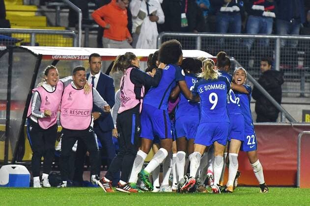 Switzerland v France UEFA Women s Euros 2017 Camille Abily of France celebrates scoring their first goal to make it France 1 Switzerland 1 during the UEFA Women s Euros 2017 match at the Rat Verlegh Stadion, Breda Copyright: xKristianxKanex FIL-10443-0048 UK Newspapers OUT