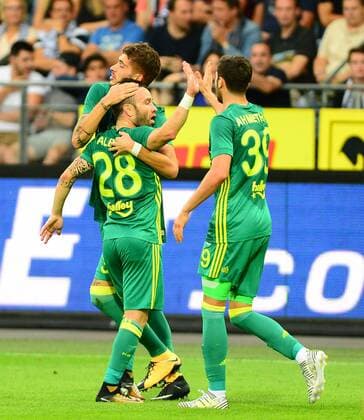 Roman Neustadter and Mathieu Valbuena of Fenerbahce during the UEFA Europa League match between Sturm Graz and Fenerbahce at Merkur Arena (UPC) in Graz , Austria, on 27 July 2017. 