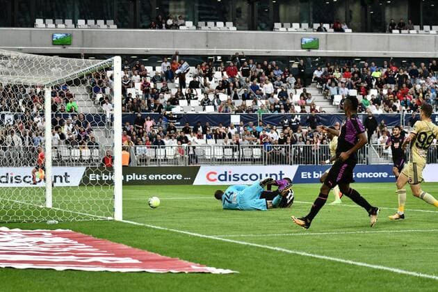 Joie 2eme but Younousse Sankhare (gi) FOOTBALL : Bordeaux vs Videoton - Europa League - Bordeaux - 27 07 2017 ThierryBreton Panoramic 