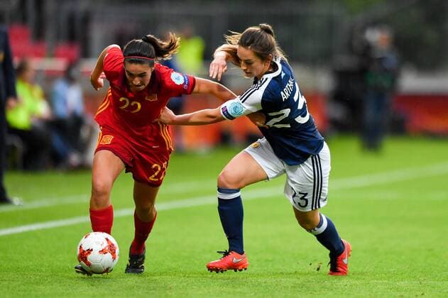 Zweikampf María Francesca Caldentey (Mariona, Spanien , Spain) (22) Chloe Arthur (Schottland , Scotland) (23) , Trikotziehen, Fussball, UEFA Women s EURO 2017, Schottland - Spanien, xmkx