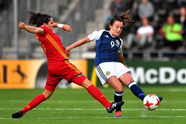 SOCCER - UEFA EURO EM Europameisterschaft Fussball 2017, SCO vs ESP DEVENTER,NETHERLANDS,27.JUL.17 - WOMEN SOCCER - UEFA Women s European Championship EM Europameisterschaft 2017, Group D, Scotland vs Spain. Image shows Andrea Pereira (ESP) and Caroline Weir (SCO). GEPAxpictures xFlorianxErtl