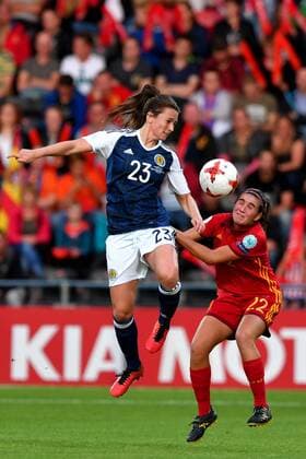 SOCCER - UEFA EURO EM Europameisterschaft Fussball 2017, SCO vs ESP DEVENTER,NETHERLANDS,27.JUL.17 - WOMEN SOCCER - UEFA Women s European Championship EM Europameisterschaft 2017, Group D, Scotland vs Spain. Image shows Chloe Arthur (SCO) and Mariona Caldentey (ESP). GEPAxpictures xFlorianxErtl