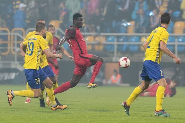 27.07.2017 Gdynia, Pilka nozna, Liga Europy 2017 2018, III runda eliminacyjna, Arka Gdynia - FC Midtjylland, N z Michal Marcjanik, Paul Onuachu,Michal Marcjanik, Paul Onuachu, Foto Adam Starszynski PressFocus, 27.07.2017 Gdynia, Football, UEFA Europa League 2017 2018, Arka Gdynia - FC Midtjylland, Credit Adam Starszynski PressFocus NEWSPIX.PL --- Newspix.pl FRANCE OUT! 20170727PF_AS008