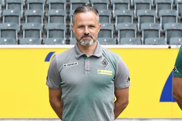 Fußball, GER, 1.BL, Porträttermin 2017 2018, VfL Borussia Mönchengladbach, Reha-Trainer Andreas Bluhm (Gladbach). Einzelbild, Portrait, Porträt.
