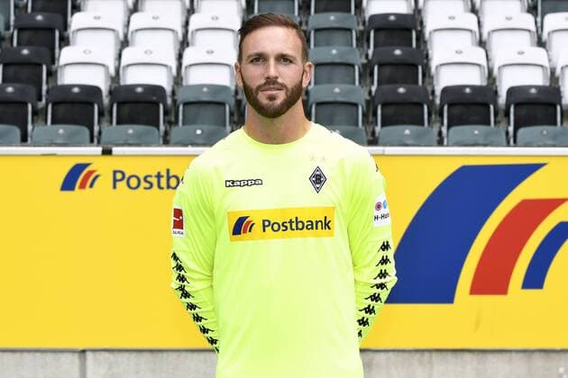 Fußball, GER, 1.BL, Porträttermin 2017 2018, VfL Borussia Mönchengladbach, Tobias Sippel (Gladbach). Einzelbild, Portrait, Porträt.