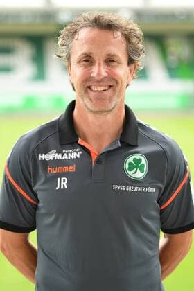 24.07.2017 - SpVgg Spielvereinigung Greuther Fürth Kleeblatt - 2. Fußball Bundesliga BL - Saison 2017 2018 - Fototermin Porträttermin Portraittermin - - Janos Radoki (Trainer SpVgg Greuther Fürth ) - Einzelbild Einzelfoto Portrait Porträt Kopfbild