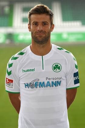 24.07.2017 - SpVgg Spielvereinigung Greuther Fürth Kleeblatt - 2. Fußball Bundesliga BL - Saison 2017 2018 - Fototermin Porträttermin Portraittermin - - Marco Caligiuri (13, SpVgg Greuther Fürth ) - Einzelbild Einzelfoto Portrait Porträt Kopfbild