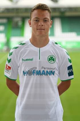 24.07.2017 - SpVgg Spielvereinigung Greuther Fürth Kleeblatt - 2. Fußball Bundesliga BL - Saison 2017 2018 - Fototermin Porträttermin Portraittermin - - Patrick Sontheimer (40, SpVgg Greuther Fürth ) - Einzelbild Einzelfoto Portrait Porträt Kopfbild