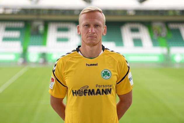 24.07.2017 - SpVgg Spielvereinigung Greuther Fürth Kleeblatt - 2. Fußball Bundesliga BL - Saison 2017 2018 - Fototermin Porträttermin Portraittermin - - Sascha Burchert (30, SpVgg Greuther Fürth ) - Einzelbild Einzelfoto Portrait Porträt Kopfbild
