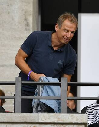 Jürgen Klinsmann auf der VIP-Tribüne Hertha BSC Berlin - FC Liverpool Saison 2017 2018, Freundschaftsspiel, Vorbereitungsspiel, Testspiel, Fußball, Fussball, soccer, Herren, Männer, Deutschland, Germany Berlin, 29.7.2017