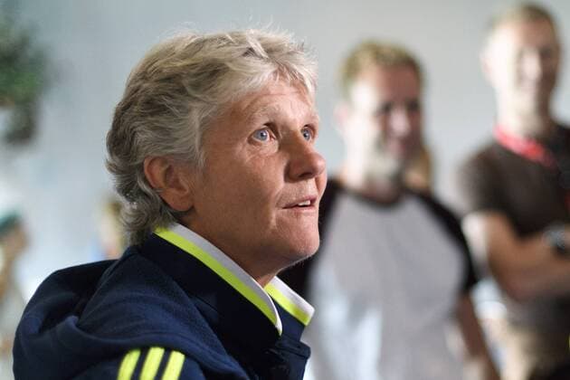 170730 Förbundskapten Pia Sundhage blir intervjuad pa en pressträff med det svenska landslaget under dag 15 av fotbolls-EM den 30 juli 2017 i Arnhem.  Copyright: CARLxSANDIN BB170730CS007