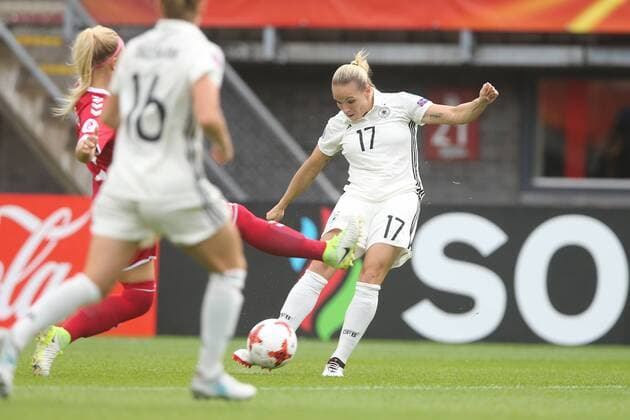 Isabel Kerschowski of Germany women during the UEFA WEURO 2017 quarter finale match between Germany and Denmark at the Sparta stadium Het Kasteel on July 30, 2017 in Rotterdam, The Netherlands Women: Germany v Denmark UEFA WEURO 2017 2017 2018 xVIxVIxImagesx xTomxBodexMultimediaxIVx 8348167