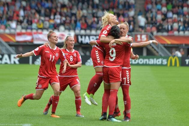 Jubel, Freuen, celebrate, happy, cheer , Goal Celebration Dänemark 1:!, Fussball, UEFA Women s EURO 2017, Viertelfinale, Deutschland - Dänemark, xmkx