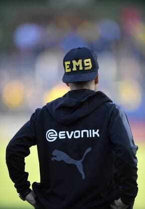 28.07.2017, Fussball 1.Bundesliga 2017 2018, Saisonvorbereitung, Testspiel im Stadion an der Schützenwiese in Winterthur (Schweiz): BV Borussia 09 Dortmund - Reial Club Deportiu Espanyol, Emre Mor (Dortmund) mit Baseball-Cap Emg 