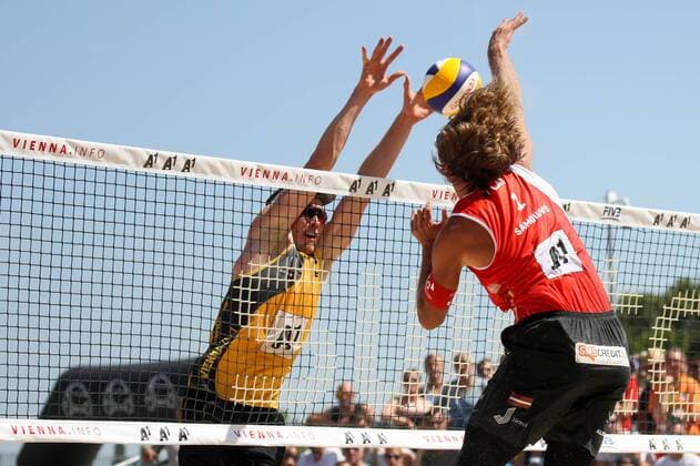 Beach volleyball Beachvolleyball - FIVB World Championships 2017 VIENNA,AUSTRIA,30.JUL.17 - BEACH VOLLEYBALL - FIVB World Championships, men. Image shows Markus Boeckermann (GER) and Aleksandrs Samoilovs (LAT). GEPAxpictures xMaticxKlansek