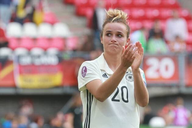 30.07.2017, xkvx, Fussball Frauen EM, Deutschland - Daenemark, emspor, v.l. Lina Magull (DFB Deutsche Fussball Nationalmanschaft Damen) enttaeuscht, enttaeuscht schauend, dissapointed Rotterdam