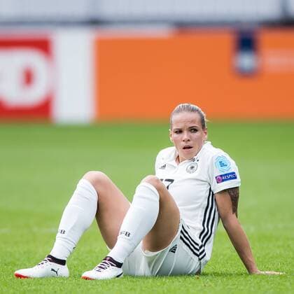 ROTTERDAM, 30-07-2017 , EK Vrouwenvoetbal 2017 , Women s Euro 2017 , Kwartfinale Duitsland - Denemarken , Sparta Stadion het Kasteel , Duitsland speelster Isabel Kerschowski baalt Duitsland - Denemarken  x1659390x