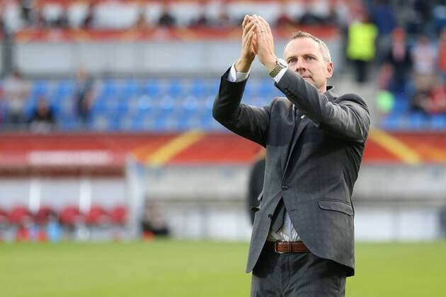 coach Dominik Thalhammer of Austria women during the UEFA WEURO 2017 quarter finale match between Austria and Spain at Koning Willem II stadium on July 30, 2017 in Tilburg, The Netherlands Women: Austria vs Spain UEFA WEURO 2017 2017 2018 xVIxVIxImagesx xTomxBodexMultimediaxIVx 8354853