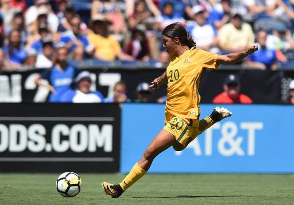 SAN DIEGO, CA - JULY 30: Sam Kerr (20) of Australia attempts a shot on goal during the Tournament of Nations soccer match between Japan and Australia on July 30, 2017 at Qualcomm Stadium in San Diego, CA. (Photo by Chris Williams Icon Sportswire) SOCCER: JUL 30 Tournament of Nations - Japan v Australia Icon00717073016024 EDITORIAL USE ONLY