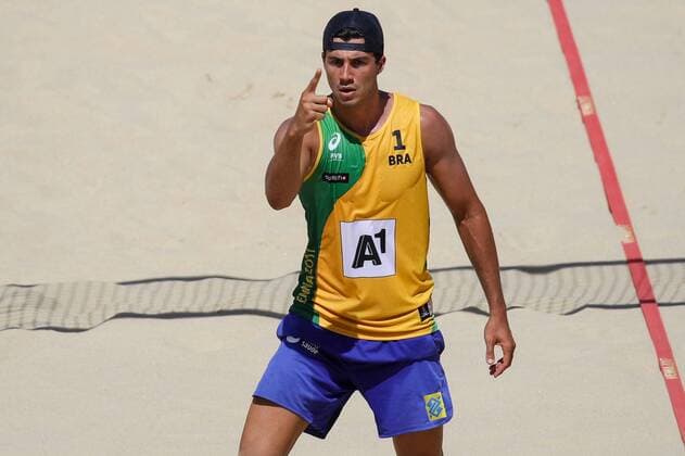 Beach volleyball Beachvolleyball - FIVB World Championships 2017 VIENNA,AUSTRIA,31.JUL.17 - BEACH VOLLEYBALL - FIVB World Championships, men. Image shows the rejoicing of Saymon Barbosa Santos (BRA). GEPAxpictures xMaticxKlansek