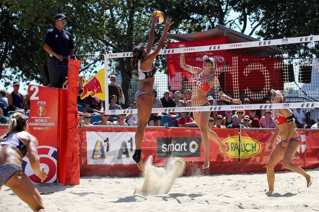 Beach volleyball Beachvolleyball - FIVB World Championships 2017 VIENNA,AUSTRIA,31.JUL.17 - BEACH VOLLEYBALL - FIVB World Championships, ladies. Image shows Heather Bansley and Brandie Wilkerson (CAN) and Tanja Hueberli and Nina Betschart (SUI). GEPAxpictures xMaticxKlansek