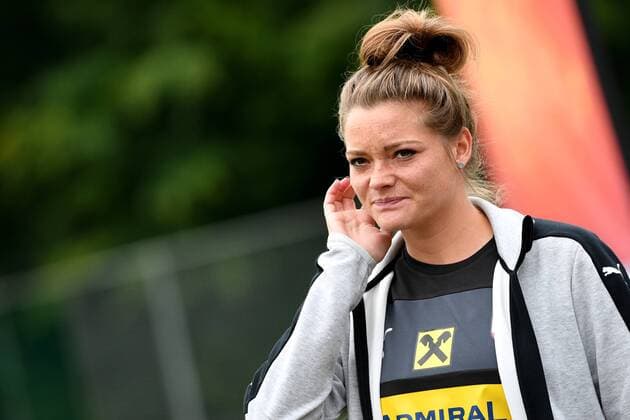 SOCCER - UEFA EURO EM Europameisterschaft Fussball 2017 WAGENINGEN,NETHERLANDS,01.AUG.17 - WOMEN SOCCER - UEFA Women s European Championship EM Europameisterschaft 2017, semifinal, Denmark vs Austria, preview, mixed zone team AUT. Image shows Verena Aschauer (AUT). GEPAxpictures xFlorianxErtl