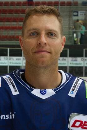 61 Chad Bassen Offizielle Mannschaftsbilder Iserlohn Roosters, Eishockey, DEL, 01.08.17 Iserlohn Nordrhein-Westfalen Germany Copyright: xAgentur54Gradx SebastianxSendlakx