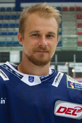 77 Johannes Salmonsson Offizielle Mannschaftsbilder Iserlohn Roosters, Eishockey, DEL, 01.08.17 Iserlohn Nordrhein-Westfalen Germany Copyright: xAgentur54Gradx SebastianxSendlakx