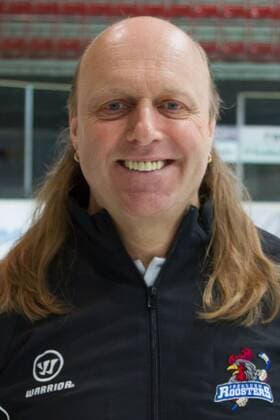 Iserlohn Roosters 2017 18 - Mannschaftsfoto vom 01.08.2017 Chef-Physiotherapeut Sven Kruse Offizielle Mannschaftsbilder Iserlohn Roosters, Eishockey, DEL, 01.08.17 Iserlohn Nordrhein-Westfalen Germany Copyright: xAgentur54Gradx SebastianxSendlakx