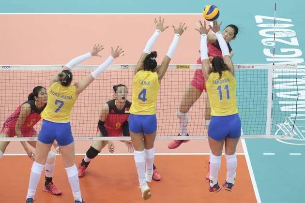 NANJING, CHINA - AUGUST 02: Zhu Ting 2 of China serves the ball during the group match of 2017 Nanjing FIVB World Grand Prix Finals between China and Brazil at Nanjing Olympic Sports Center on August 2, 2017 in Nanjing, Jiangsu Province of China.  Copyright: xVCGx CFP111122615225 