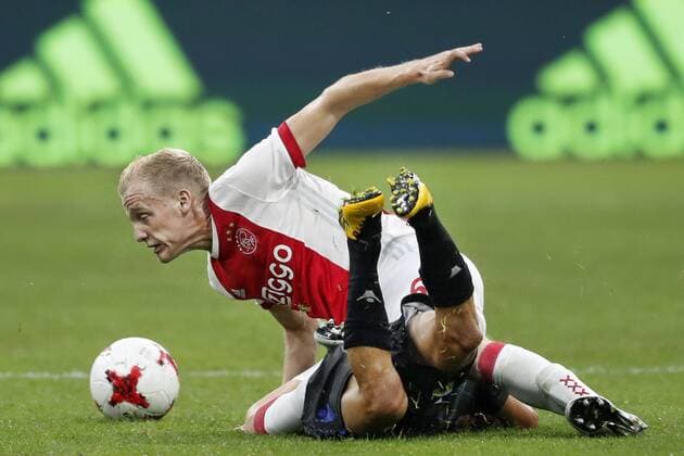 Themen der Woche - SPORT Bilder des Tages - SPORT AMSTERDAM, Stadion de Arena , 02-08-2017 , Voorronde Champions League seizoen 2017 2018 . Ajax - Nice. Donny van de Beek Ajax - Nice  x1661090x