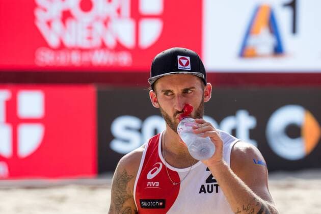 Beach volleyball Beachvolleyball - FIVB World Championships 2017 VIENNA,AUSTRIA,03.AUG.17 - BEACH VOLLEYBALL - FIVB World Championships, men. Image shows Tobias Winter (AUT). GEPAxpictures xMaticxKlansek