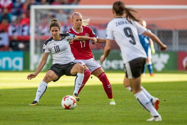 BREDA - 03-08-2017. Rat Verleghstadion , EK vrouwenvoetbal, Woman s Euro 2017, halve finale Denemarken - Oostenrijk , Duel met l-r , Nina Burger , Line Sigvardsen Jensen Denemarken - Oostenrijk  x1661830x