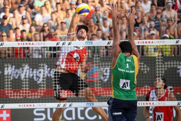 Beach volleyball Beachvolleyball - FIVB World Championships 2017 VIENNA,AUSTRIA,03.AUG.17 - BEACH VOLLEYBALL - FIVB World Championships, men. Image shows Martin Ermacora (AUT) and Pedro Solberg Salgado (BRA). GEPAxpictures xMaticxKlansek