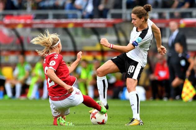 SOCCER - UEFA EURO EM Europameisterschaft Fussball 2017 BREDA,NETHERLANDS,03.AUG.17 - WOMEN SOCCER - UEFA Women s European Championship EM Europameisterschaft 2017, semifinal, Denmark vs Austria. Image shows Line Roddik (DEN) and Nina Burger (AUT). GEPAxpictures xFlorianxErtl