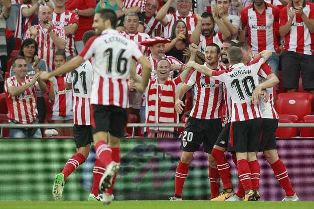Athletic Club de Bilbao s players celebrate goal during Europa League Third Qualifying Round, 2nd leg. August, 3rd.  (2017080368)