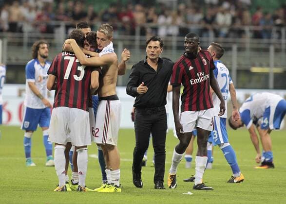 August 3, 2017 - Milan, Italy - The Milan team during preliminaries of Europa League 2017 2018 match between Milan v Craiova, in Milan, on august 3, 2017 AC Milan v CSU Craiova - UEFA Europa League Third Qualifying Round: Second Leg  - ZUMAn230 20170803_zaa_n230_139 Copyright: xLorisxRosellix