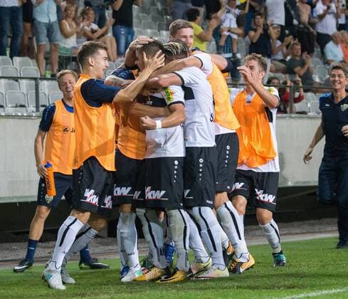 03.08.2017, Tivoli Stadion, Innsbruck, AUT, UEFA EL, Cashpoint SCR Altach vs KAA Gent, Qualifikation, 3. Runde, Rueckspiel, im Bild Torjubel nach dem 3:1 durch Kristijan Dobras (SCR Altach) during the UEFA Europaleague Qualifier 3rd round, 2nd leg match between Cashpoint SCR Altach and KAA Gent at the Tivoli Stadion in Innsbruck, Austria on 2017 08 03. Innsbruck EP_fei