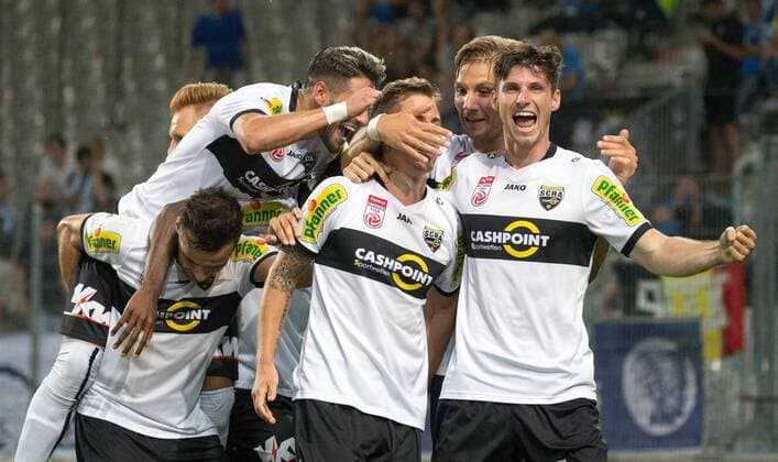 03.08.2017, Tivoli Stadion, Innsbruck, AUT, UEFA EL, Cashpoint SCR Altach vs KAA Gent, Qualifikation, 3. Runde, Rueckspiel, im Bild Torjubel nach de 2:1 durch Stefan Nutz (SCR Altach) during the UEFA Europaleague Qualifier 3rd round, 2nd leg match between Cashpoint SCR Altach and KAA Gent at the Tivoli Stadion in Innsbruck, Austria on 2017 08 03. Innsbruck EP_fei