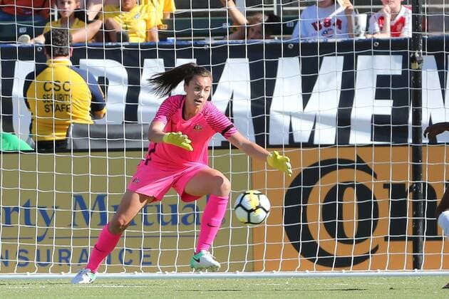 August 3, 2017: Australia goalkeeper Mackenzie Arnold (1) can t get tot he ball which sails wide of the net in the game between the Australia and Brazil, Tournament of Nations, Stub Hub Center in Carson, CA. USA. Photographer: SOC 2017: Australia vs Brazil AUG 03 - ZUMAc04_ 20170803_zaf_c04_139 Copyright: xPeterxJoneleitx