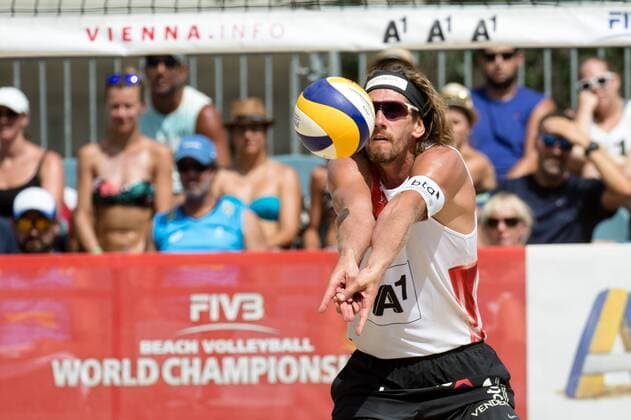 Beach volleyball Beachvolleyball - FIVB World Championships 2017 VIENNA,AUSTRIA,04.AUG.17 - BEACH VOLLEYBALL - FIVB World Championships, men. Image shows Aleksandrs Samoilovs (LAT). GEPAxpictures xMaticxKlansek