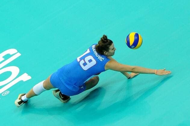 NANJING, CHINA - AUGUST 04: Bojana Milenkovic 19 of Serbia serves the ball during the group match of 2017 Nanjing FIVB World Grand Prix Finals between Serbia and Italy at Nanjing Olympic Sports Center on August 4, 2017 in Nanjing, Jiangsu Province of China.  Copyright: xVCGx CFP111122794210 
