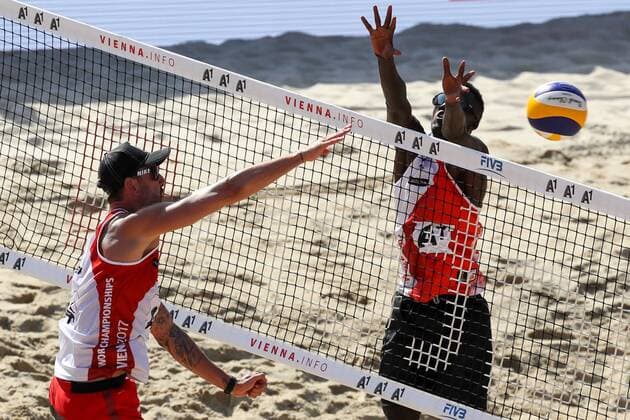 Beach volleyball Beachvolleyball - FIVB World Championships 2017 VIENNA,AUSTRIA,04.AUG.17 - BEACH VOLLEYBALL - FIVB World Championships, men. Image shows Clemens Doppler (AUT) and Cherif Younousse (QAT). GEPAxpictures xMaticxKlansek