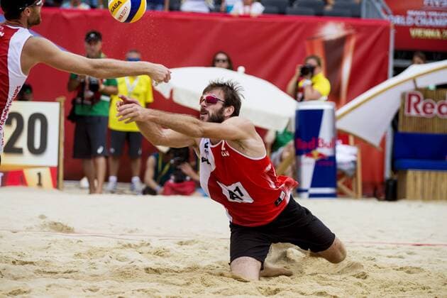 VIENNA, AUSTRIA - AUGUST 05: Ben Saxton of Canada in action during Day 9 of the FIVB Beach volleyball Beachvolleyball World Championships 2017 on August 5, 2017 in Vienna, Austria. (Photo by Michael Kunkel Hoch Zwei) Vienna Austria xHOCHxZWEIx