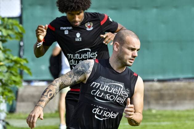 Wesley Sneijder (OGC Nice) FOOTBALL : Entrainement de l OGC Nice - Nice - 08 08 2017 NorbertScanella Panoramic 