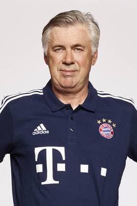 FUSSBALL 1. BUNDESLIGA SAISON 2017 2018 08.08.2017 Fototermin beim FC Bayern Muenchen: Trainer Carlo Ancelotti Foto: Pressefoto ULMER Pool FC Bayern Muenchen xxNOxMODELxRELEASExx Fussball 1. Bundesliga 2017 2018: Fototermin beim FC Bayern Muenchen